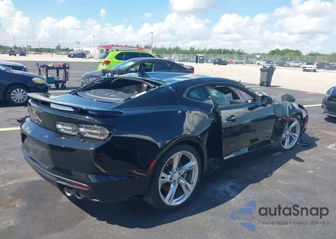2022 Chevrolet Camaro Rwd 1Ss from USA, damaged, VIN 1G1FF1R72N0123703
